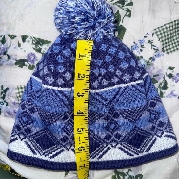 NWT Girl’s Small LL Bean Snowscape Pom Pom Fleece Lined Winter Hat - Picture 4 of 5